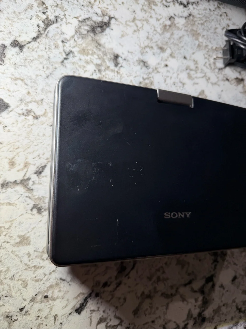 Sony DVP-FX810 Portable DVD Player